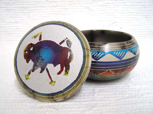 Native American Navajo Made Ceramic Fine Etched Horsehair Small Jewelry Box with Buffalo